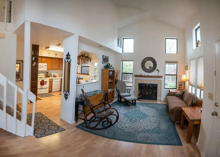 Holiday home Spring Meadows